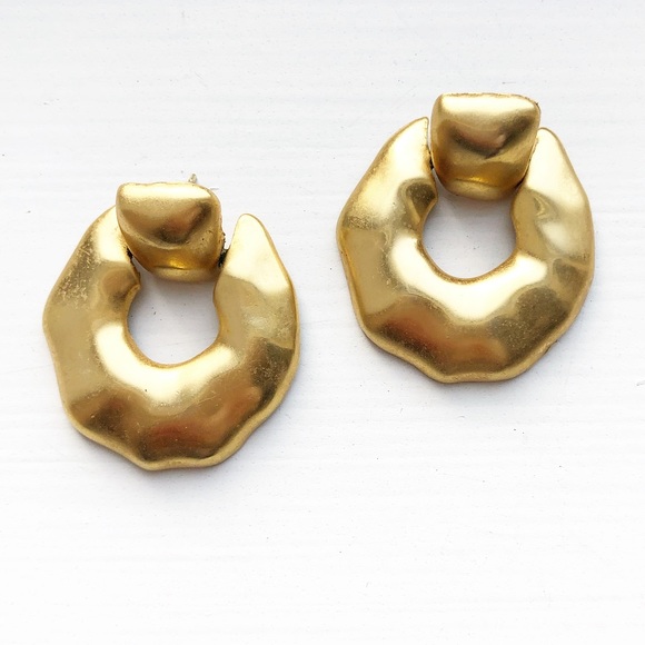 Reformation Jewelry - Chunky hand-hammered gold drop hoop earrings